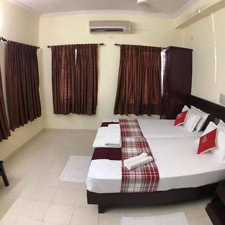 โฮเต็ล เอ็มเจเอ็ม พลาซา Hotel Kochi ภายนอก รูปภาพ